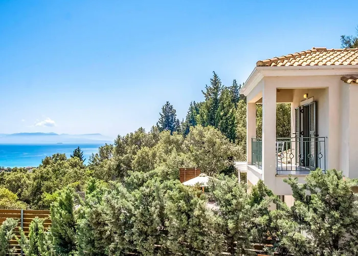 Nefeli Lefkas فيلة Pondi
