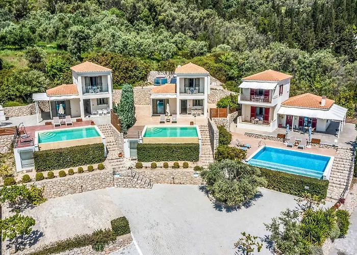 Nefeli Lefkas * Pondi
