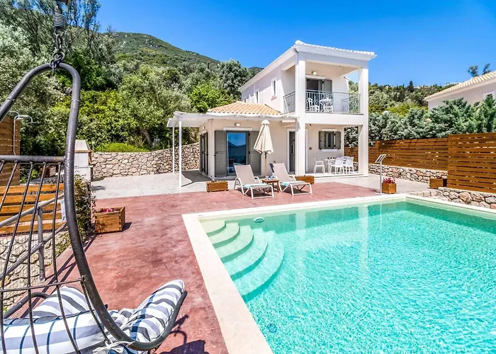 Nefeli Lefkas