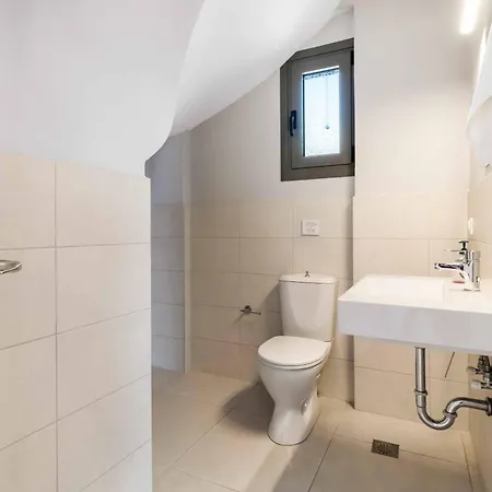 Nefeli Lefkas * Pondi