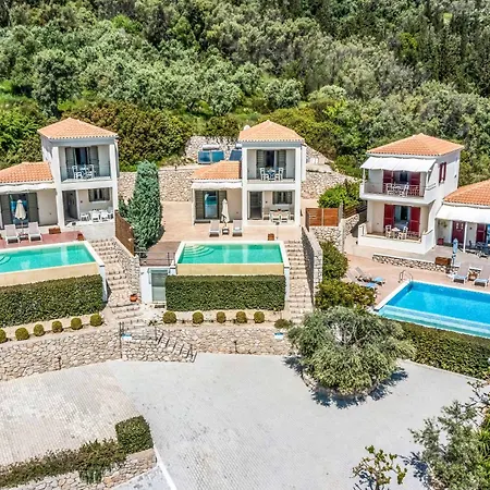 Nefeli Lefkas * Pondi